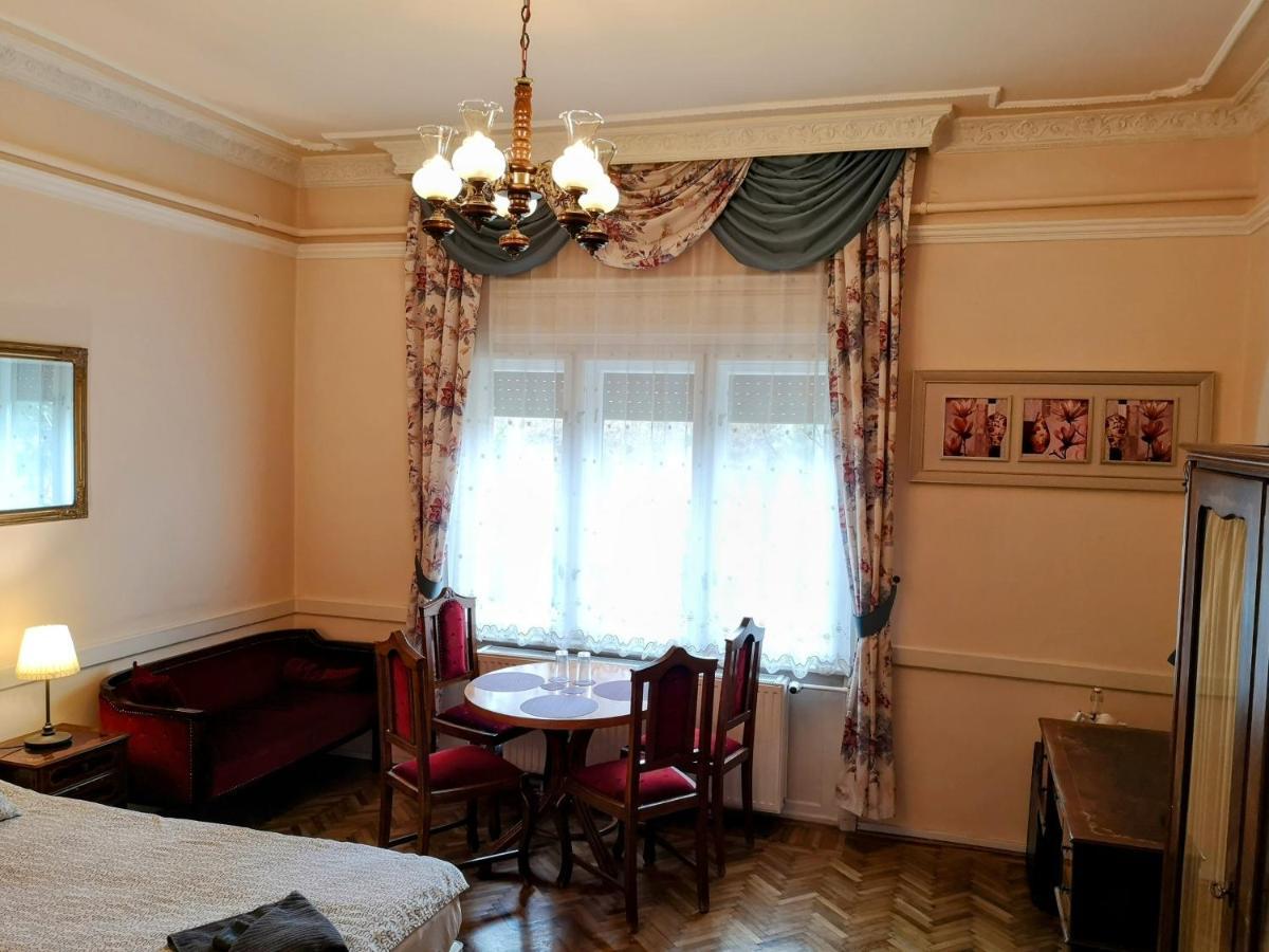 Hotel Kikelet Panzio Dunakeszi Esterno foto