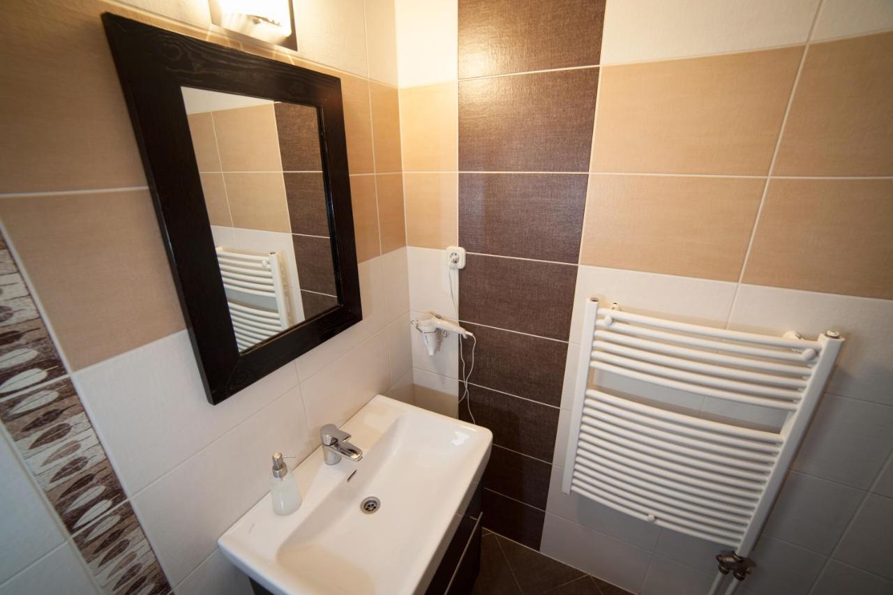 Hotel Kikelet Panzio Dunakeszi Esterno foto
